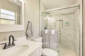 Ferienhaus (3 Bedrooms) | Badezimmer