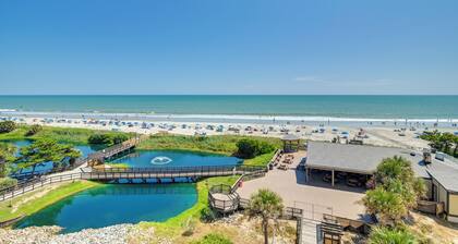 Oceanfront Condo w/ Balcony in Myrtle Beach!