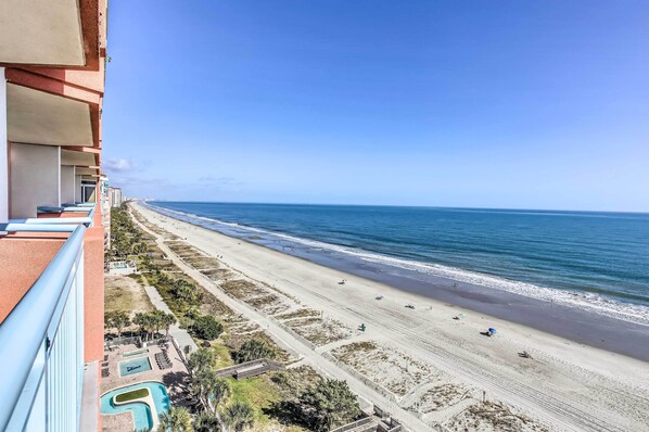 Apartment (1 Bedroom) | Interior - Myrtle Beach Retreat: Steps to Ocean & Pier! (Myrtle Beach)