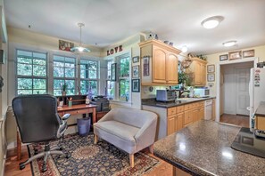 House (2 Bedrooms) | Interior - Rustic Beaufort Home w/ Stunning Marsh Views! (Beaufort)