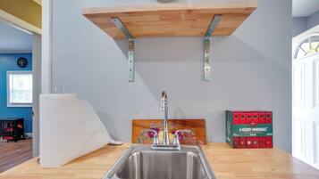 House (1 Bedroom) | Interior