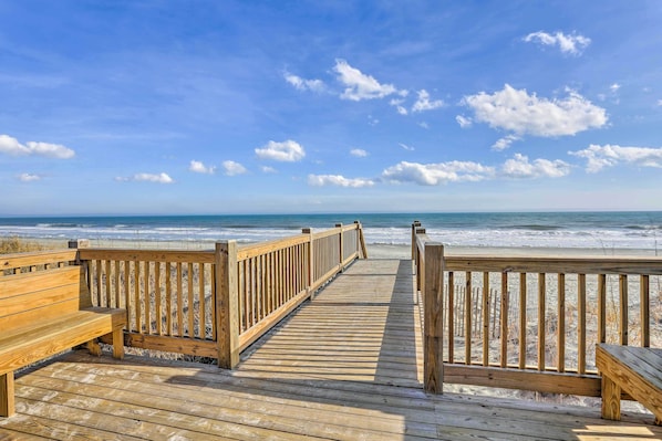 Apartment (3 Bedrooms) | Interior - Access to 7 Pools: Myrtlewood Golf Condo! (Myrtle Beach)