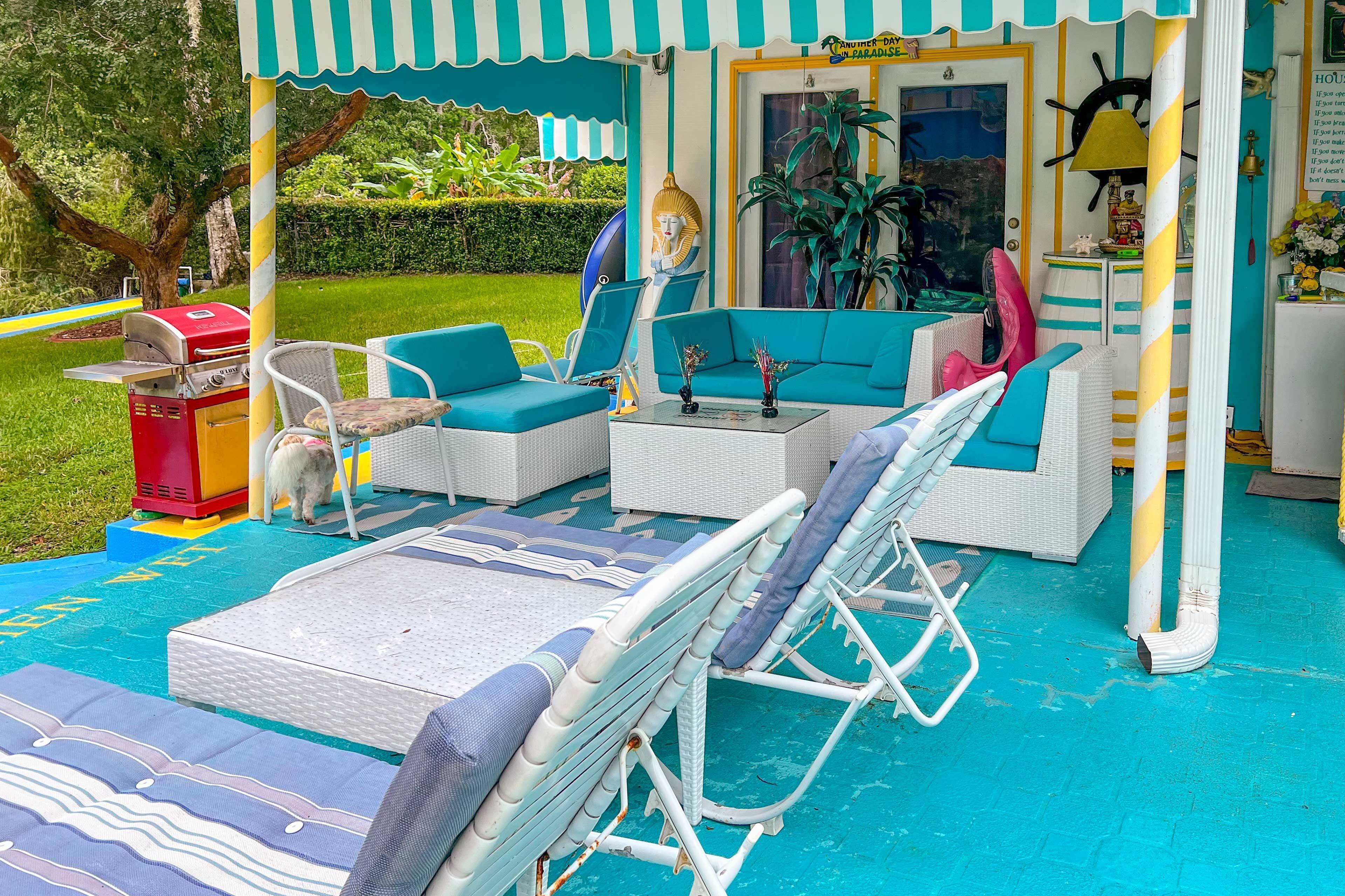 'pams Mermaid House' w/ Riverfront Yard & Lanai!