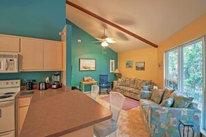 House (2 Bedrooms) | Interior - Santa Rosa Beach Bungalow 5 Mi to the Gulf Shore! (Santa Rosa Beach)