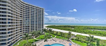 Resort Condo With Balcony & Stunning Ocean Views!