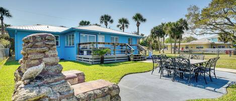 Rumah (3 Bedrooms) | Tempat makan outdoor