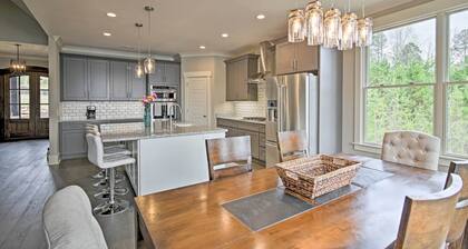 Lake Keowee Home With Balcony & Boat Dock!