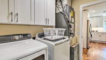 Rumah (3 Bedrooms) | Interior