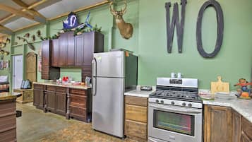 Apartment (0 Bedroom) | Interior