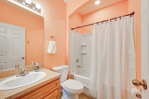 House (3 Bedrooms) | Interior - Pet-friendly Gem w/ Yard & Pool Access in Sebring (Sebring)