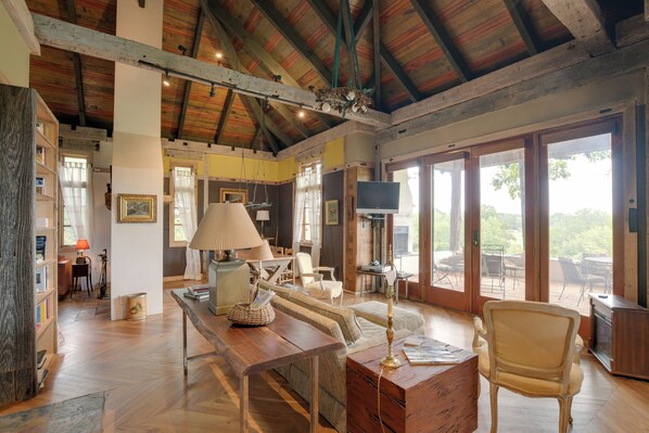 House (2 Bedrooms) | Interior - Views & Trails: Horse Farm Home in Campobello! (Campobello)