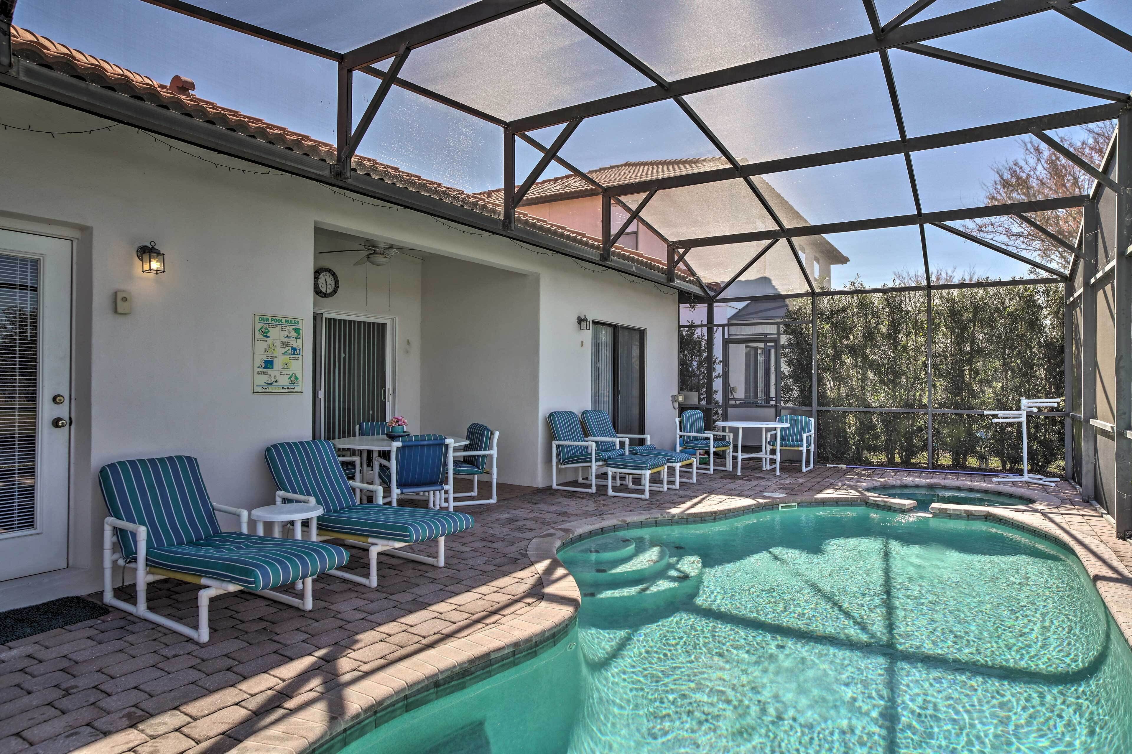Villa (4 Bedrooms) | Alberca | Alberca al aire libre 