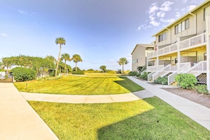 Apartment (2 Bedrooms) | Interior - St Helena Island Condo w/ Pool & Beach Access! (Harbor Island)