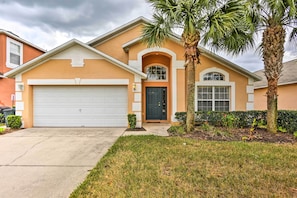 House (5 Bedrooms) | Interior - Retreat w/ Pool: 25 Mi to Disney (Kissimmee)