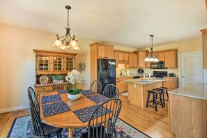 House (4 Bedrooms) | Interior - Spacious Seneca House ~ 7 Mi to Lake Keowee! (Seneca)