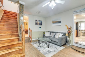 House (5 Bedrooms) | Interior - Spacious Charleston Home: Only 3 Mi to Folly Beach (Charleston)