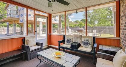 Spacious Charleston Home: Only 3 Mi to Folly Beach