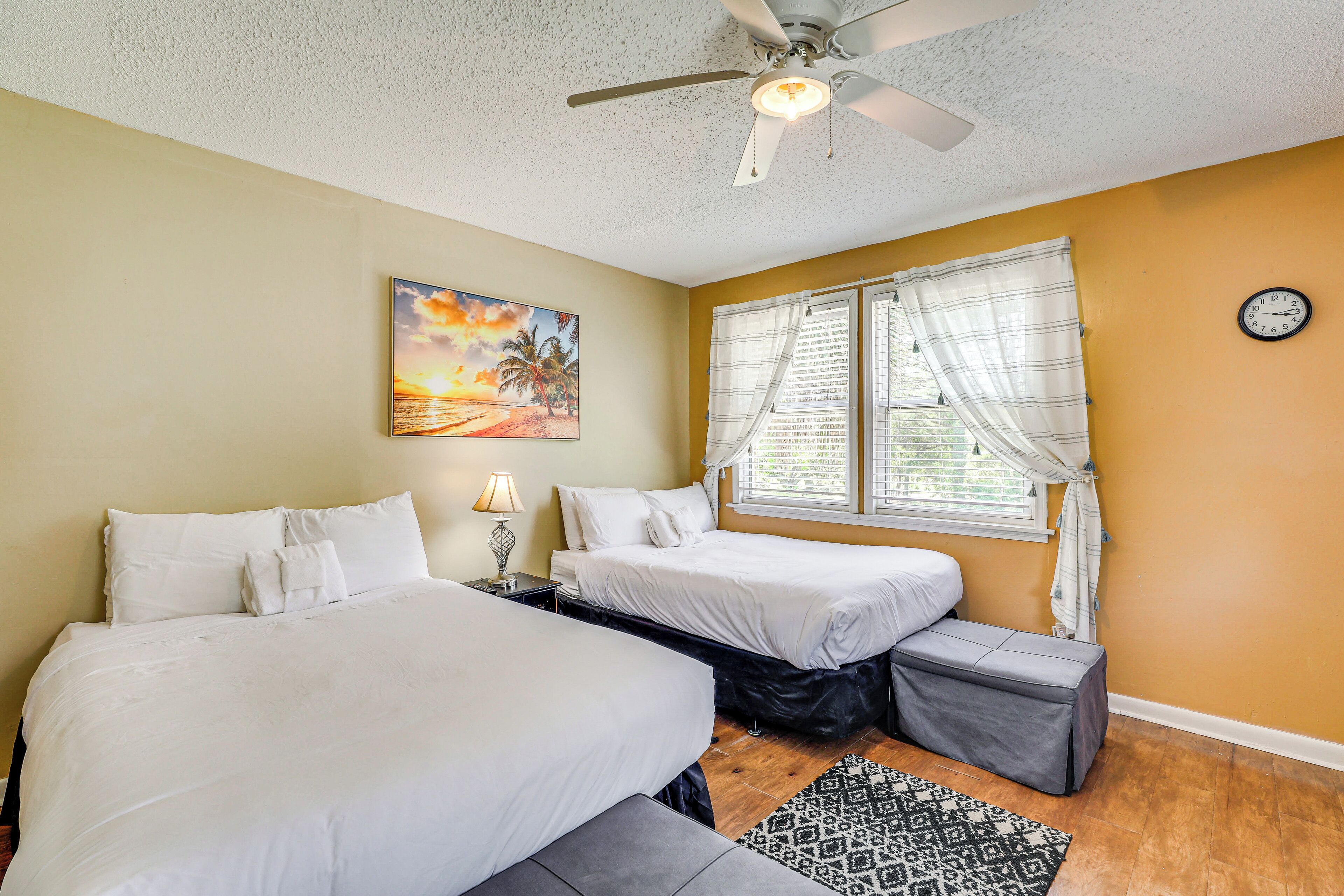 House (5 Bedrooms) | Interior