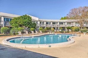 Apartment (0 Bedroom) | Interior