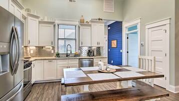 Cottage (2 Bedrooms) | Interior