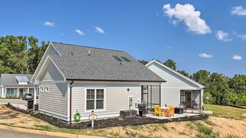 Cottage (2 Bedrooms) | Interior