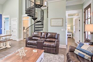 Cottage (2 Bedrooms) | Interior