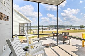 Cottage (2 Bedrooms) | Interior