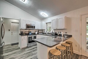 House (3 Bedrooms) | Bahagian dalam