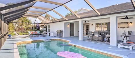 Casa (5 Bedrooms) | Piscina | Una piscina al aire libre