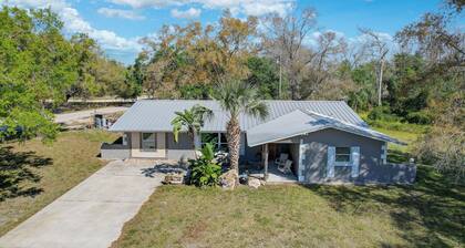 Spacious Arcadia Escape Near Public Boat Ramp