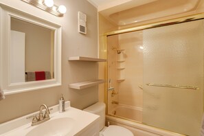 Apartment (2 Bedrooms) | Interior - Near Singleton Swash: Myrtle Condo w/ Resort Pool! (Myrtle Beach)