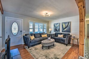 House (4 Bedrooms) | Interior - Stunning Seneca Home w/ Lake Keowee Access! (Seneca)