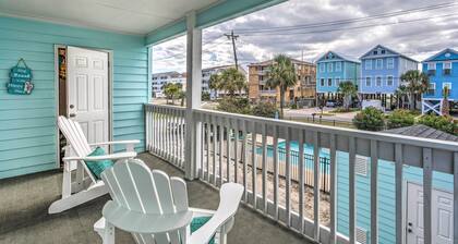Walk to Ocean: Surfside Beach Condo w/ Pool Access