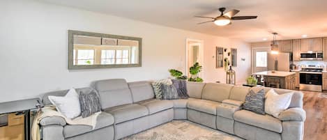 House (2 Bedrooms) | Interior