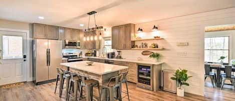 House (2 Bedrooms) | Interior