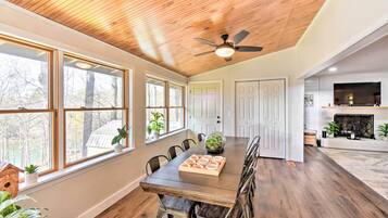 Casa (2 Bedrooms) | Interior