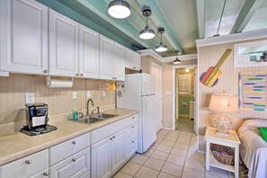 Apartment (1 Bedroom) | Interior