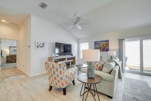 House (2 Bedrooms) | Front of property