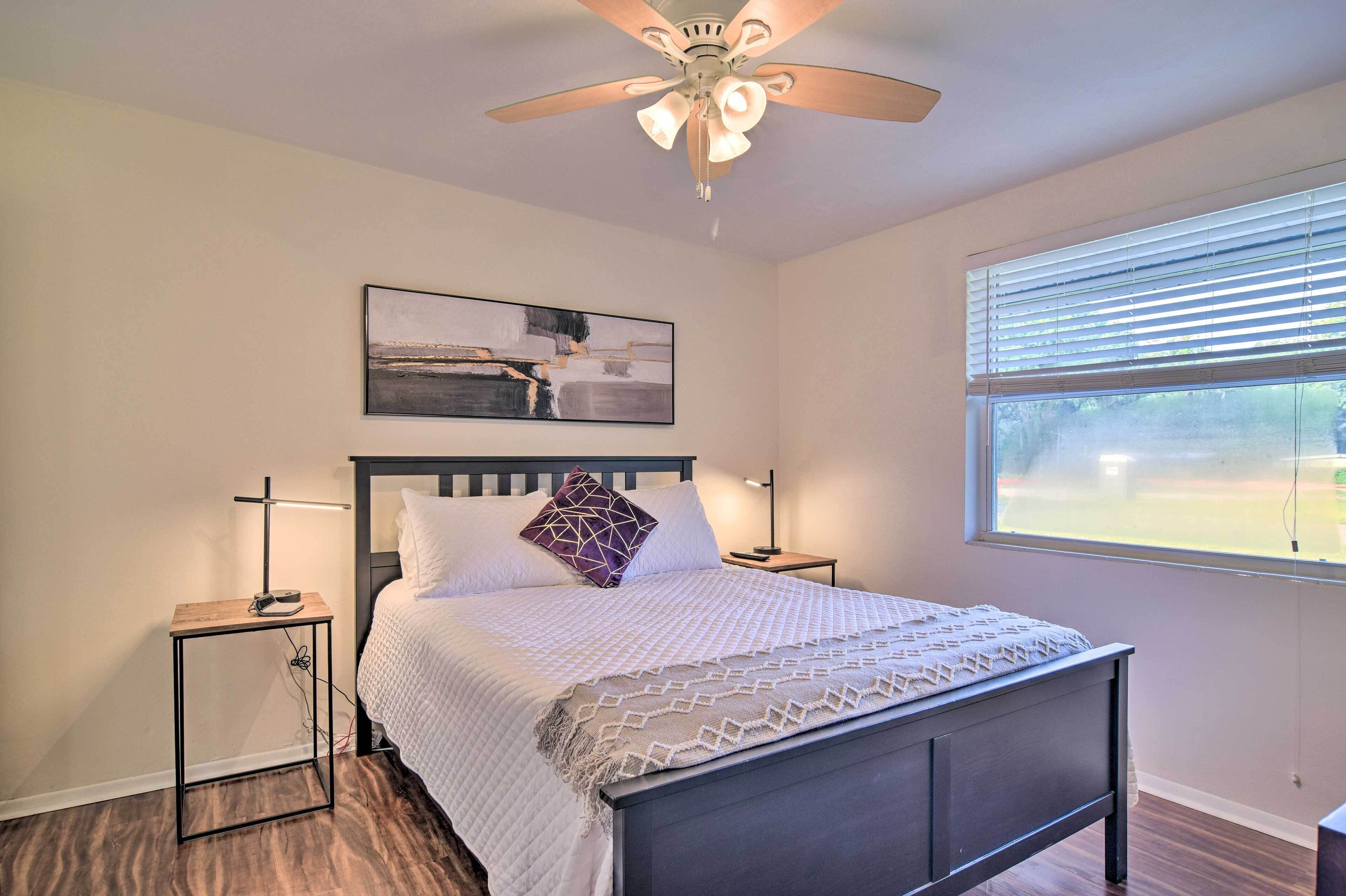 Updated Largo Home Near Beaches & Parks!