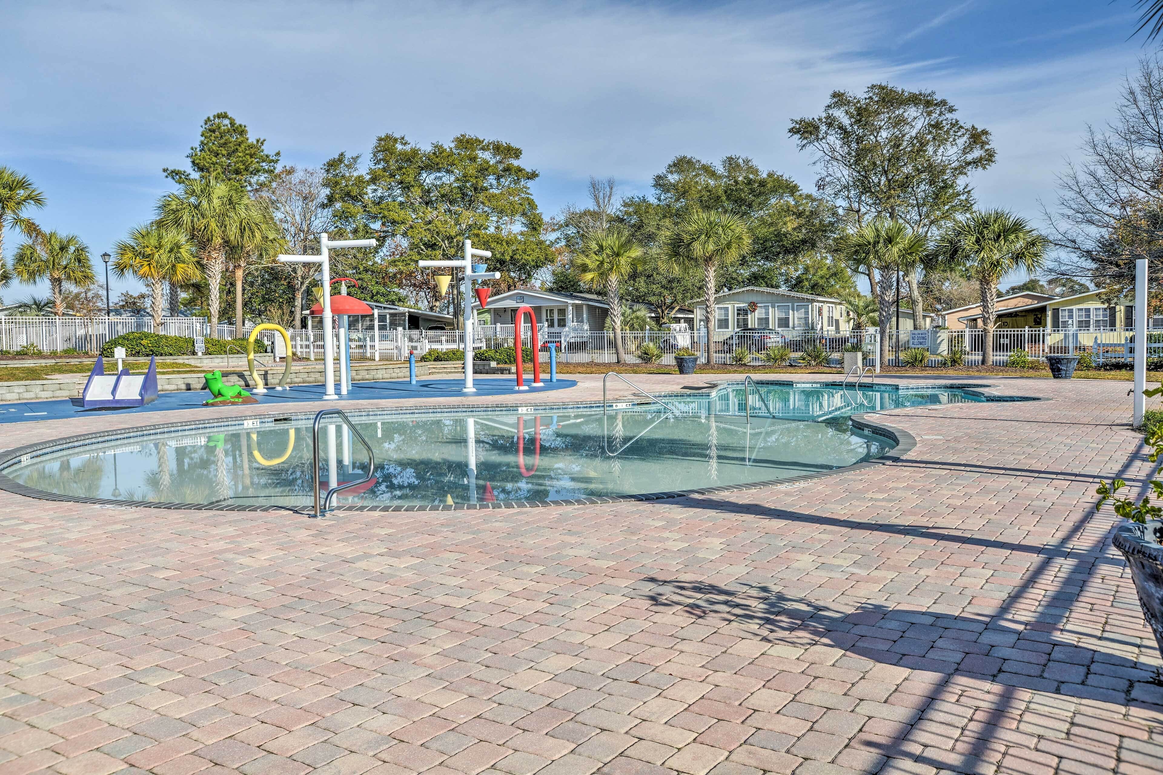 House (3 Bedrooms) | Front of property