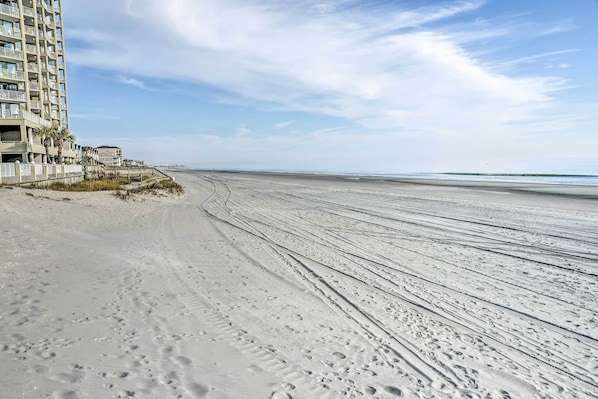 House (3 Bedrooms) | Interior - Walk to Ocean: Surfside Beach Home w/ Pool Access (Murrells Inlet)