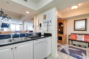 Apartment (2 Bedrooms) | Interior - Barefoot Resort Condo ~ 2 Mi to Beach Access! (North Myrtle Beach)