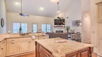 Apartment (3 Bedrooms) | Interior