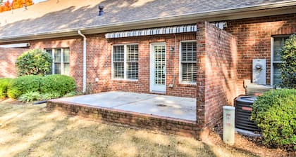 Upscale Home w/ Poker Room < 1 Mi to Golf!