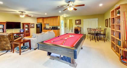 West Union Townhome w/ Patio & Lake View