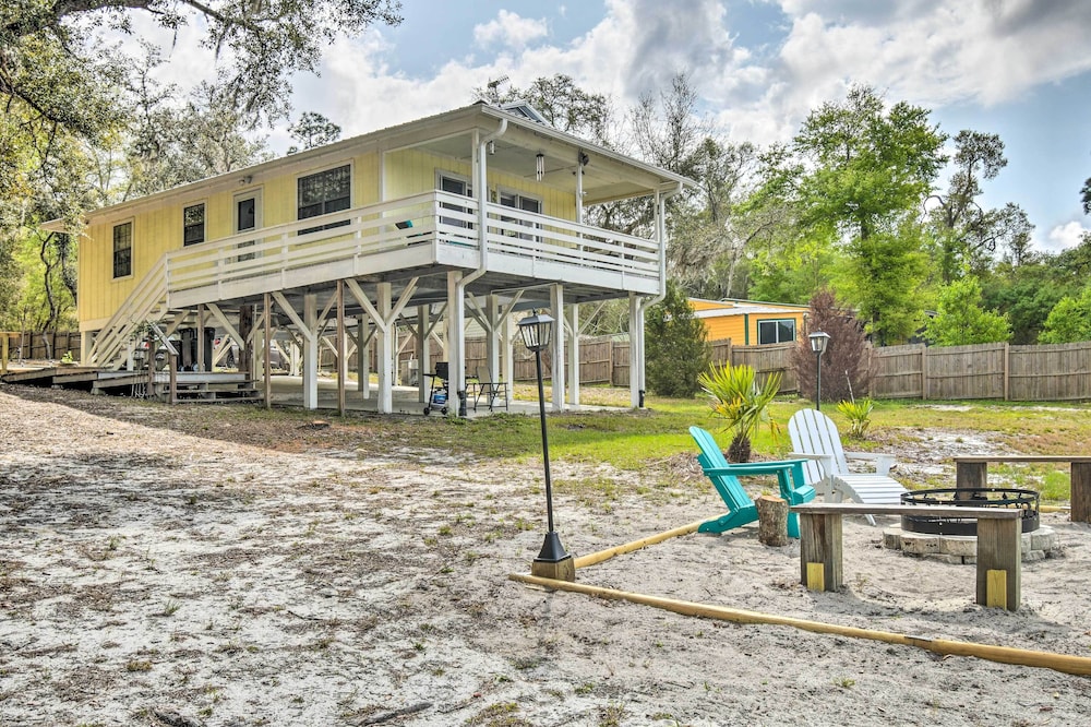 Waterfront Hawthorne Hideaway With Fire Pit!
