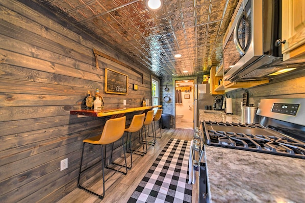 House (1 Bedroom) | Interior