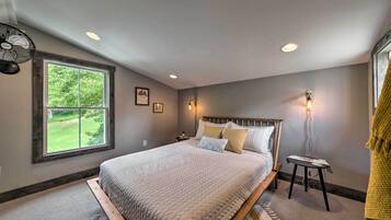 House (1 Bedroom) | Interior