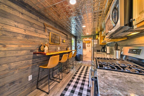 House (1 Bedroom) | Interior