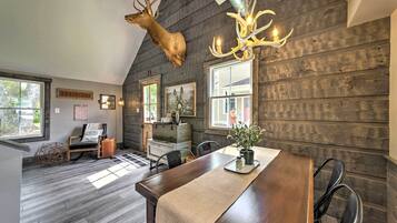 House (1 Bedroom) | Interior